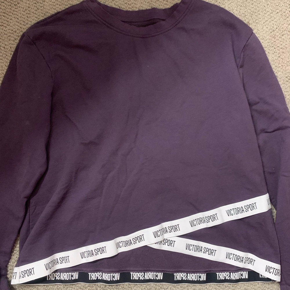 Super cute crew neck